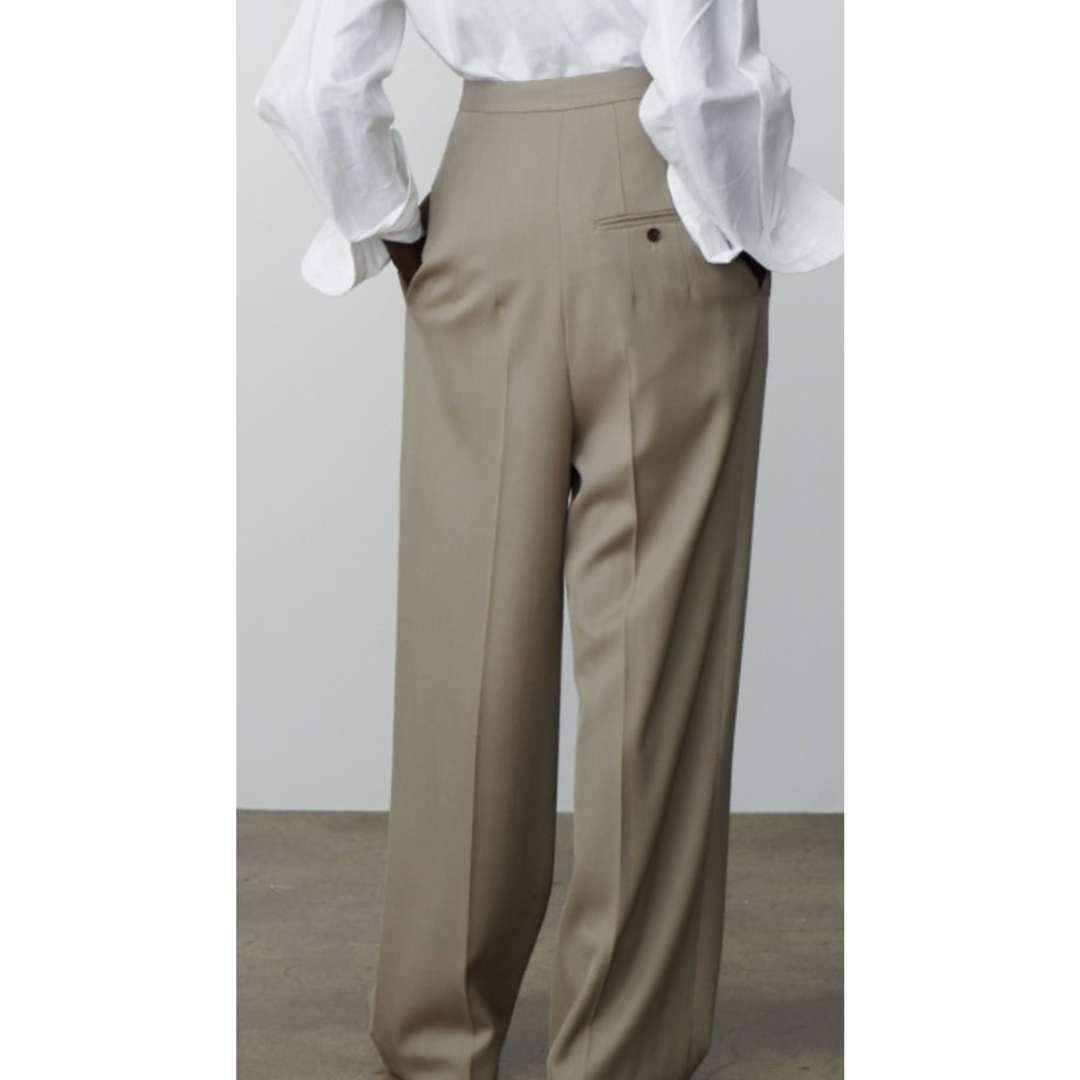 Maison Greyford | Women's High-Waist Pleated Trousers | Taupe Wide-Leg